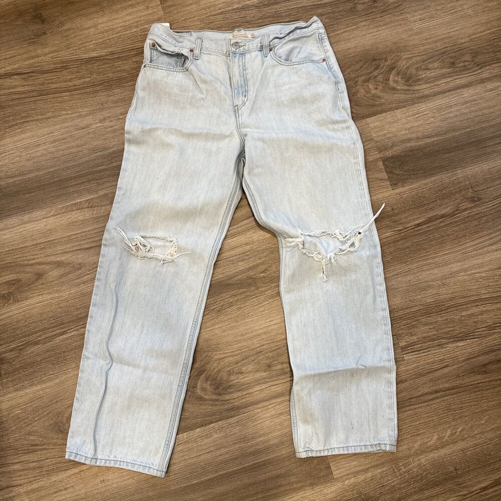 Levi Strauss Low Pro Straight Women’s Size 32